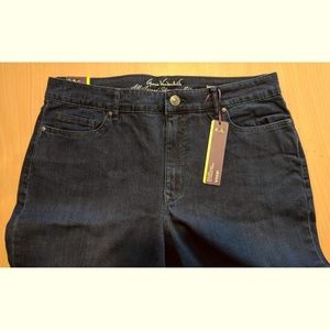 Gloria Vanderbilt Jeans - 🎁 NEW Gloria Vanderbilt Jessa Jeans Gloria Vanderbilt Jeans - 🎁 NEW Gloria Vanderbilt Jessa Jeans